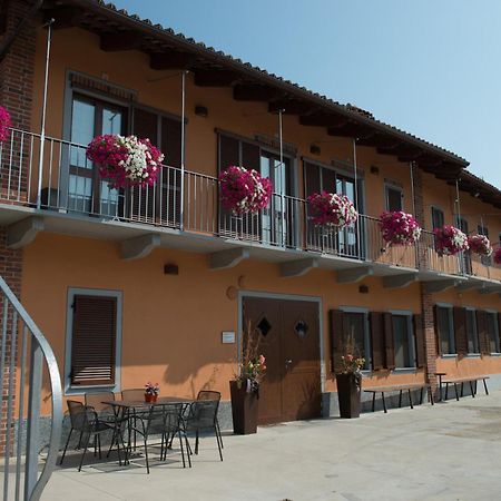 Costa Catterina B&B Castagnito Экстерьер фото