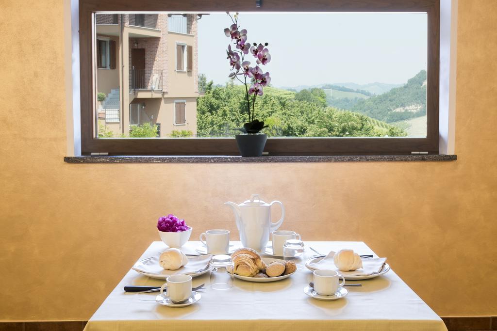 Costa Catterina B&B Castagnito Экстерьер фото