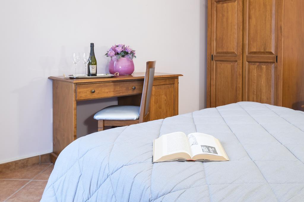 Costa Catterina B&B Castagnito Экстерьер фото
