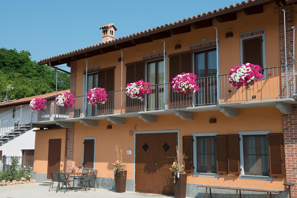 Costa Catterina B&B Castagnito Экстерьер фото